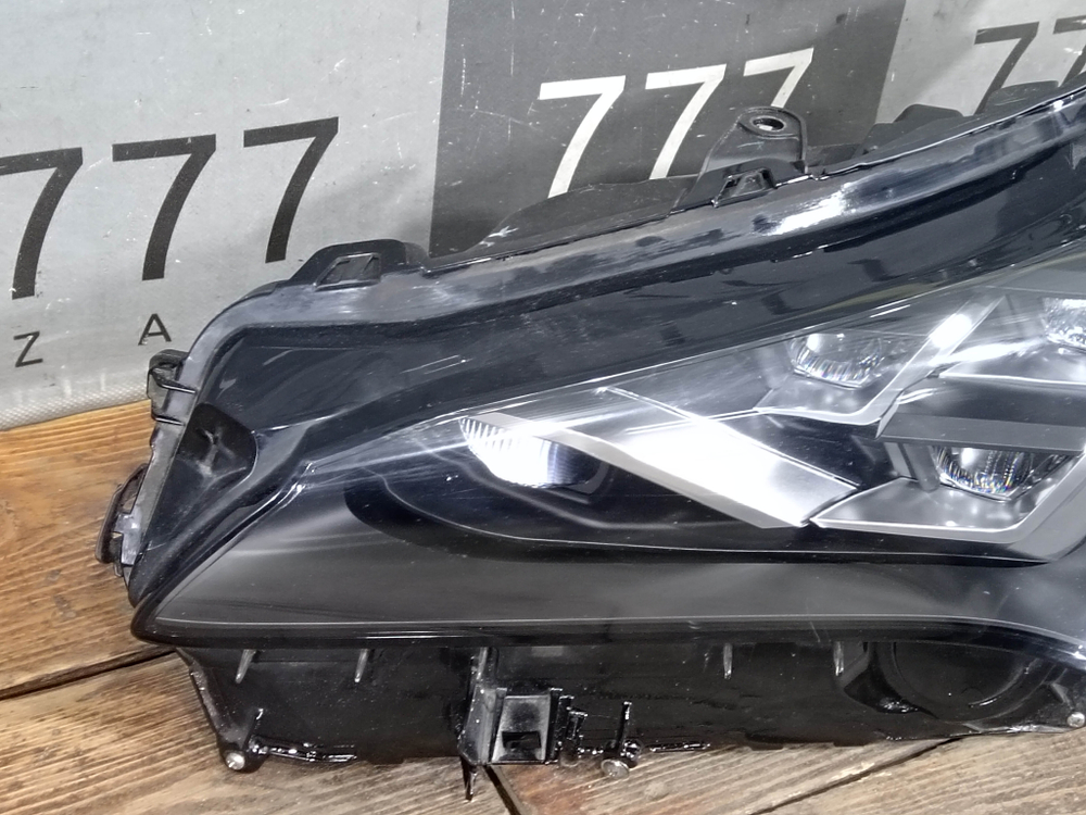 Фара левая LED Adaptive Lexus NX 1 17-21 Б/У Оригинал 8118578240