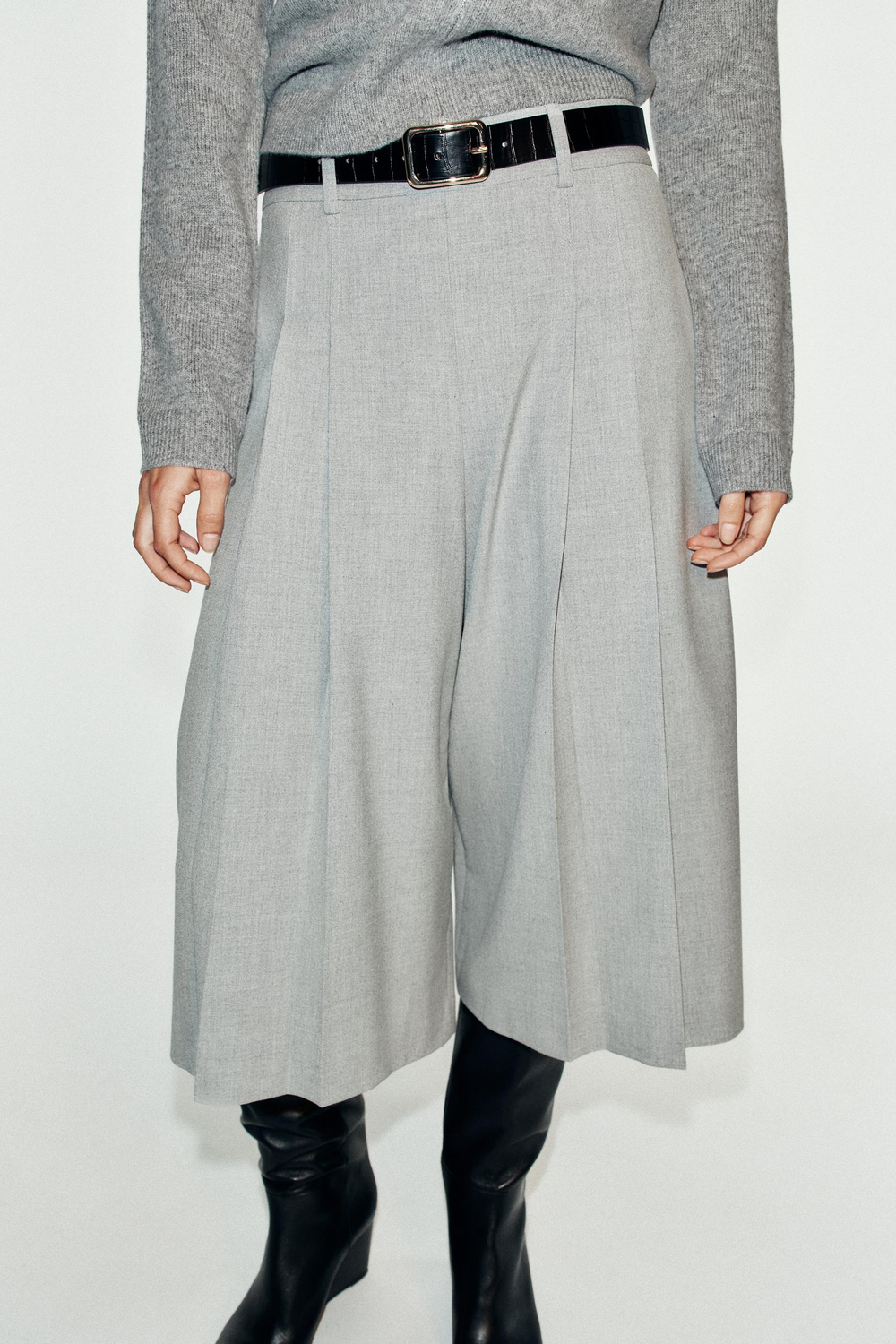 ZARA ДЛИННЫЕ ШОРТЫ С РЕМНЕМ, СЕРЫЙ