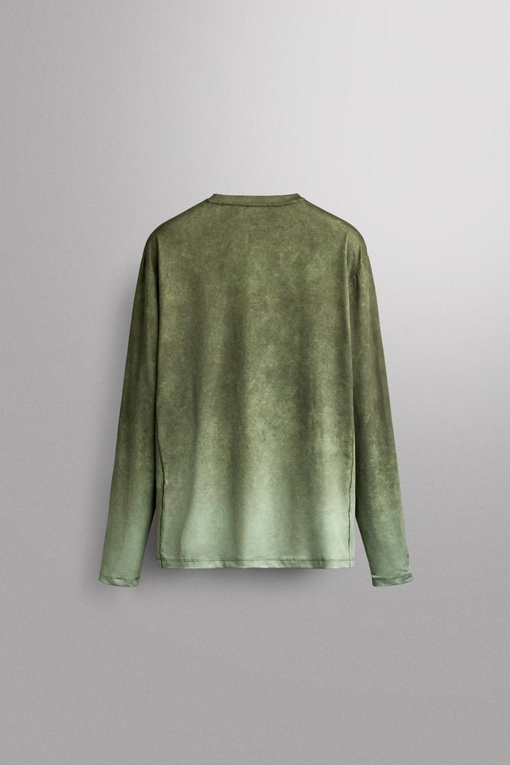ZARA ФУТБОЛКА ИЗ ВЫСОКОТЕХНОЛОГИЧНОЙ ТКАНИ ДЛЯ БЕГА, ЛИНЯЛЫЙ ЗЕЛЕНЫЙ