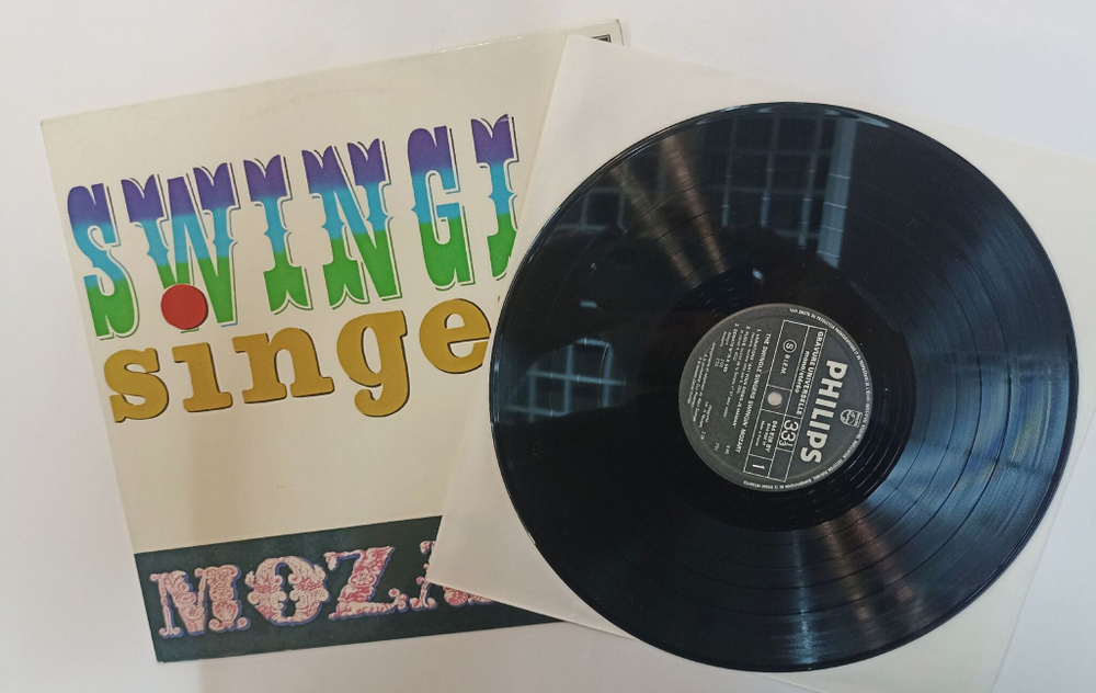Винтажная виниловая пластинка LP Swingle Singers Swinging Mozart (France 1965)