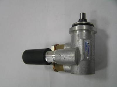 Насос 990.3554-Р подкачки Д- 240/243/245/260.2 ("Моторпал")