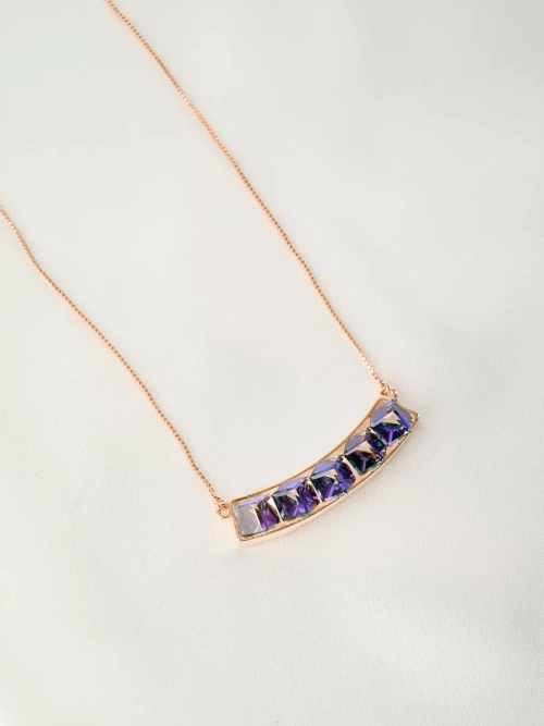 Колье Мираж с дорожкой фиолетовых кубиков Swarovski