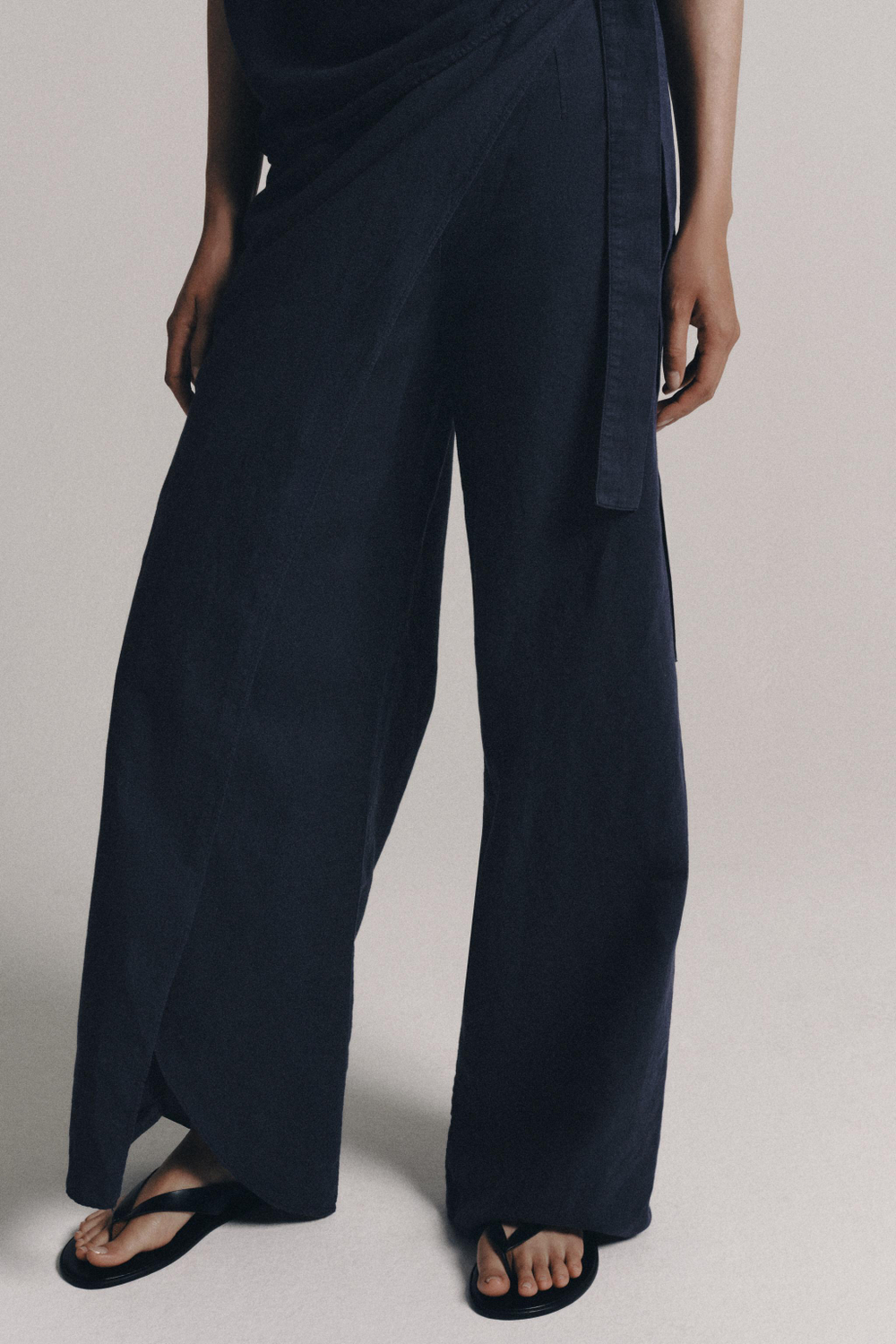 БРЮКИ ПАРЕО ИЗ ЛЬНА — ZW COLLECTION — ZARA