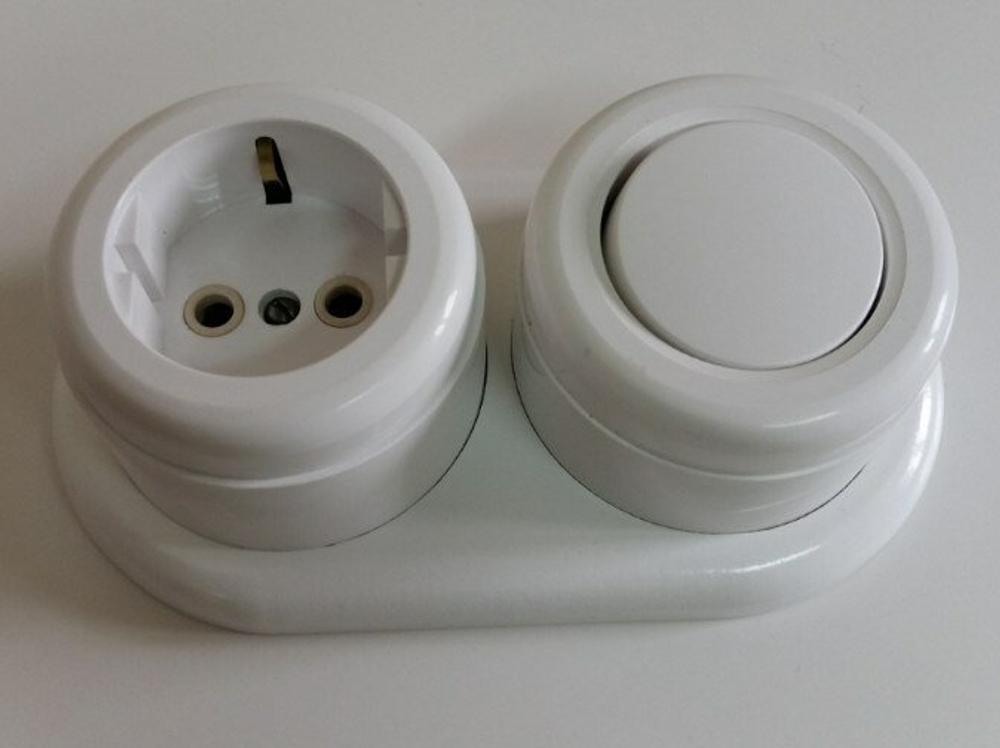 Выключатель пластиковый ретро Коричневый, INTERIOR ELECTRIC / 1 Группа света, проходной