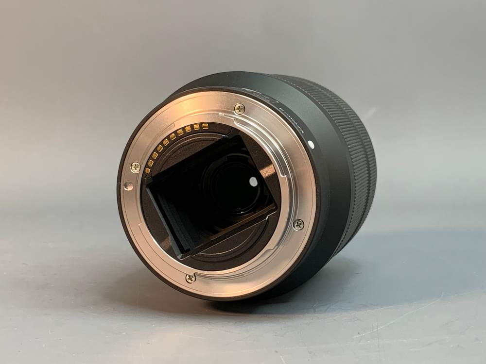 Sony 28-70mm 3.5-5.6 OSS