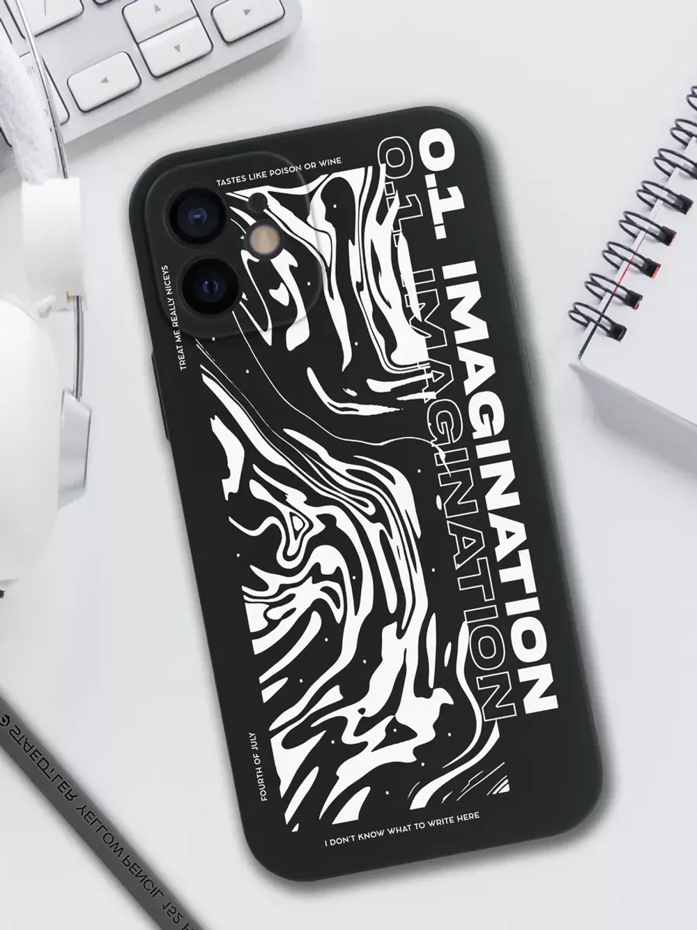 Чехол на iPhone 12 с принтом