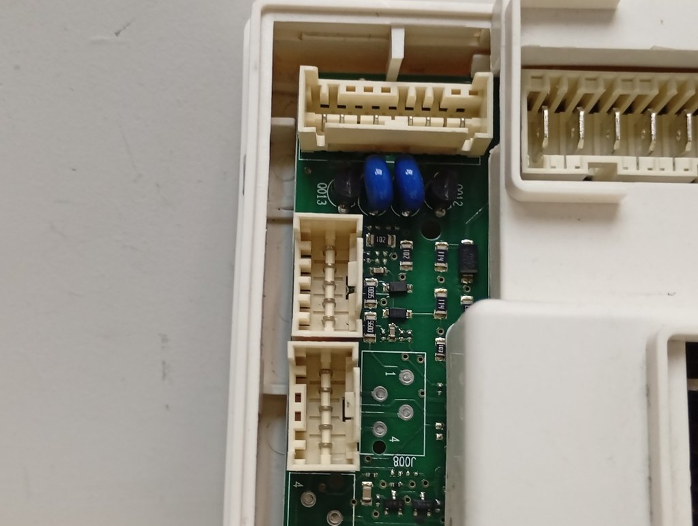 IWUB4085CIS кт59 Электронный модуль для стиральной машины Indesit 21501022905 б/у