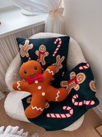 Подушка вязаная с новогодним рисунком gingerman из коллекции new year essential, 45x45 см