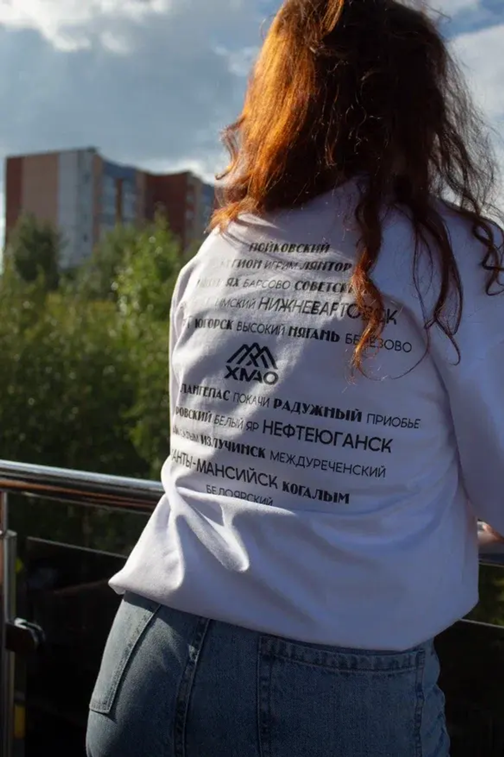 Футболка оверсайз, футболка оверсайз женская, футболка оверсайз мужская, футболка оверсайз унисекс, футболка свободного кроя, футболка большого размера, футболка объемная, футболка мешковатая, футболка удлиненная оверсайз, футболка оверсайз с круглым вырезом, футболка оверсайз с V-образным вырезом, футболка оверсайз с прямыми плечами, футболка оверсайз с коротким рукавом, футболка оверсайз с длинным рукавом, лонгслив оверсайз, футболка-платье оверсайз, футболка оверсайз из хлопка, футболка оверсайз из плотного хлопка, футболка оверсайз грубый трикотаж, футболка оверсайз из льна, футболка оверсайз оверлок, футболка оверсайз стрейч, тяжелая футболка оверсайз, базовая футболка оверсайз, повседневная футболка оверсайз, футболка оверсайз на каждый день, футболка оверсайз уличного стиля, футболка оверсайз домашняя, футболка оверсайз однотонная, футболка оверсайз с принтом, футболка оверсайз с рисунком, футболка оверсайз с логотипом, футболка оверсайз с карманом, футболка оверсайз с боковым разрезом, футболка оверсайз с высоким боковым разрезом, футболка оверсайз с французской проймой