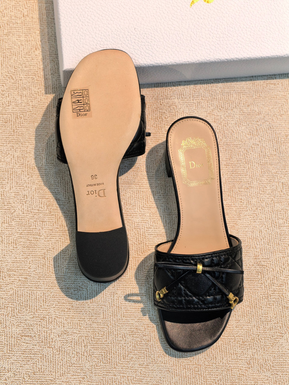 Сабо Christian Dior