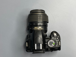 Nikon D3100 Kit 18–55mm — 123 500 кадров