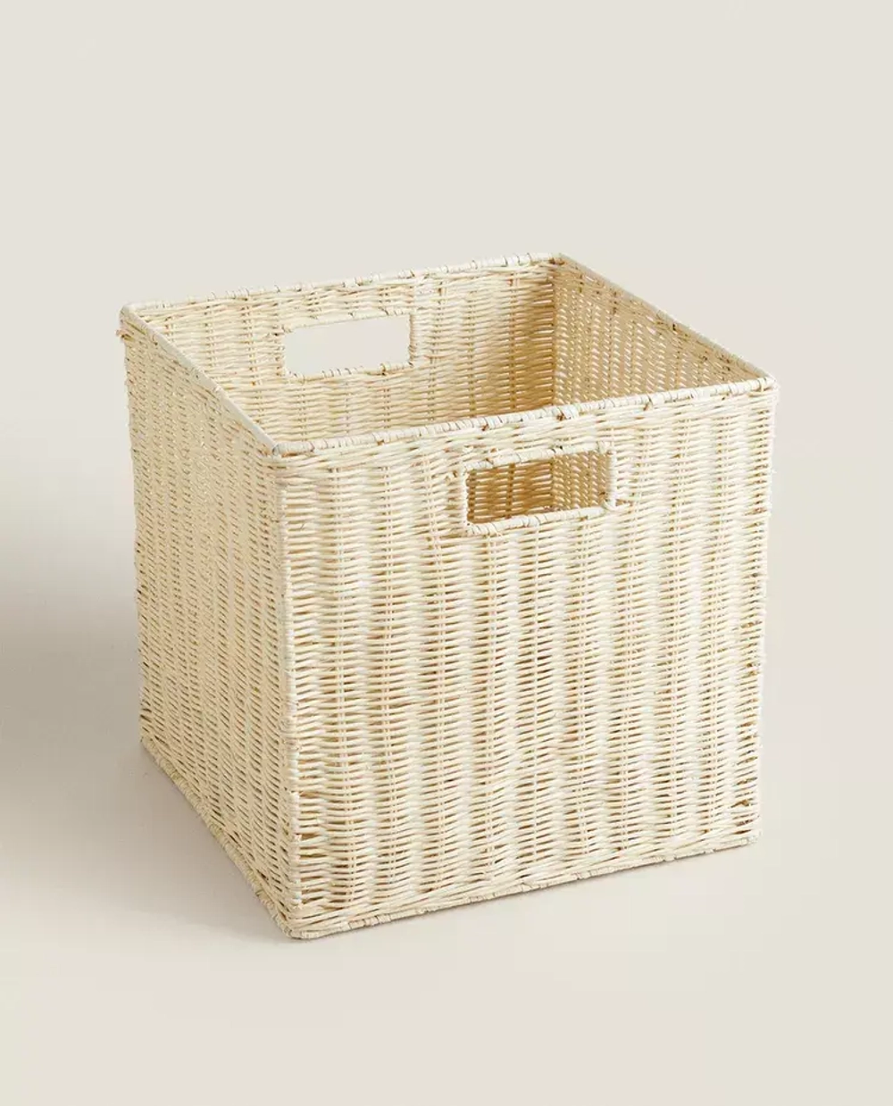ZARA HOME ПЛЕТЕНАЯ КОРЗИНА ДЛЯ ХРАНЕНИЯ ДЕТСКИХ ИГРУШЕК, ЖЕЛТОВАТО-БЕЛЫЙ
