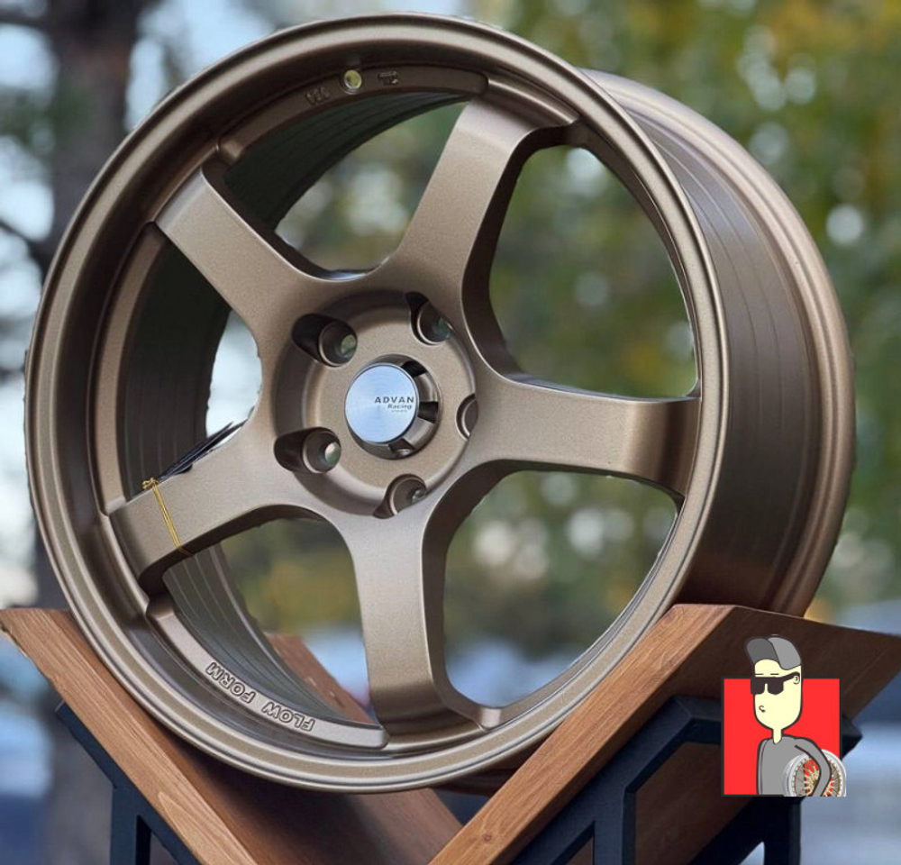 Комплект дисков Advan GR 18x8 et38 5x114.3
