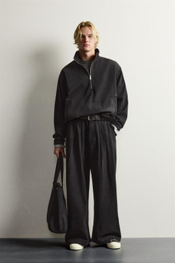 ZARA ДЖИНСЫ СВОБОДНОГО КРОЯ С НАЧЕСОМ, ЧЕРНЫЙ