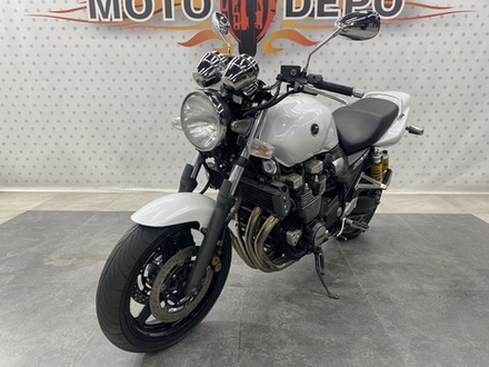 Yamaha XJR1300 , 2011