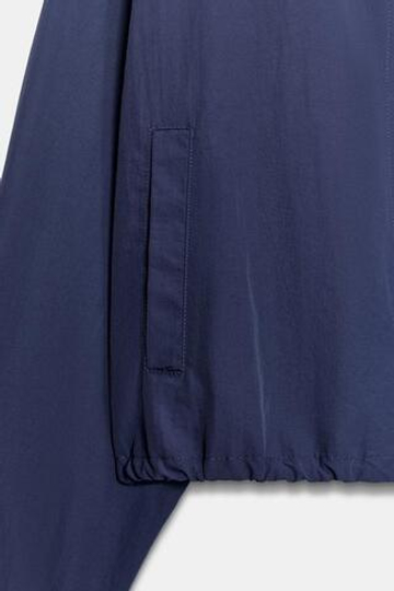 ZARA КУРТКА ИЗ ТЕХНИЧНОЙ ТКАНИ, ИНДИГО