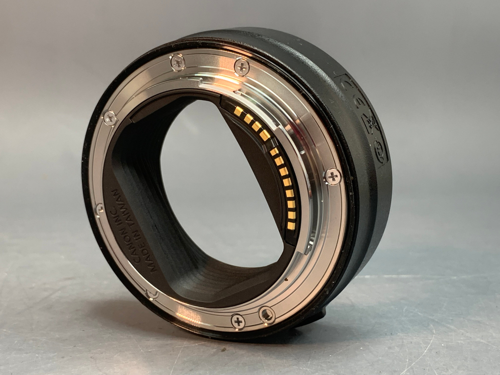 Canon EF-EOS R