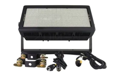 Zumen Strobe 1320×0,5 — светодиодный стробоскоп RGBW IP65