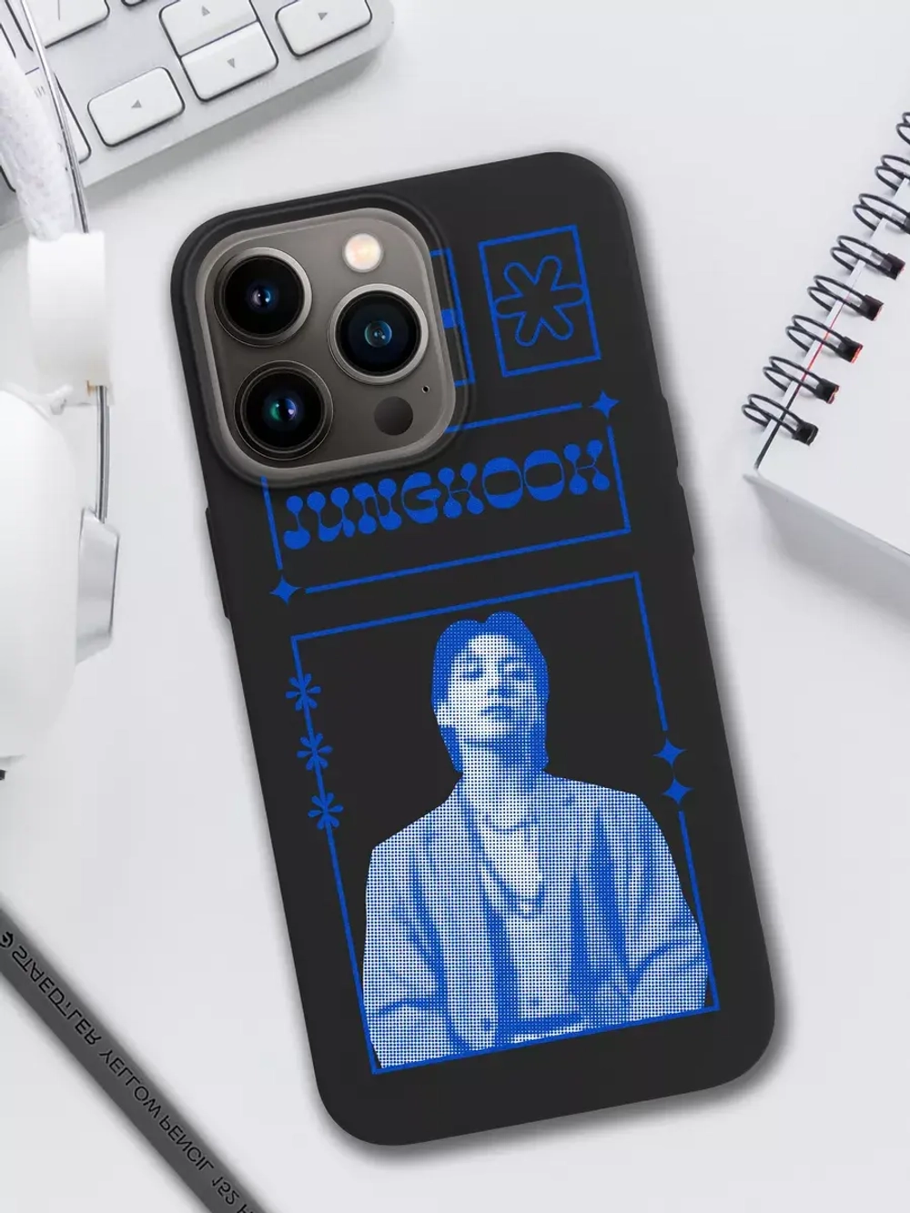 Чехол на iPhone 13 Pro с принтом
