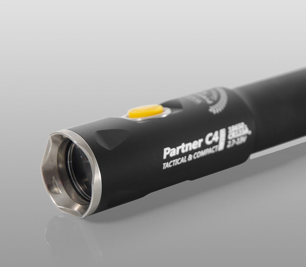 Тактический фонарь Armytek Partner C4 Pro