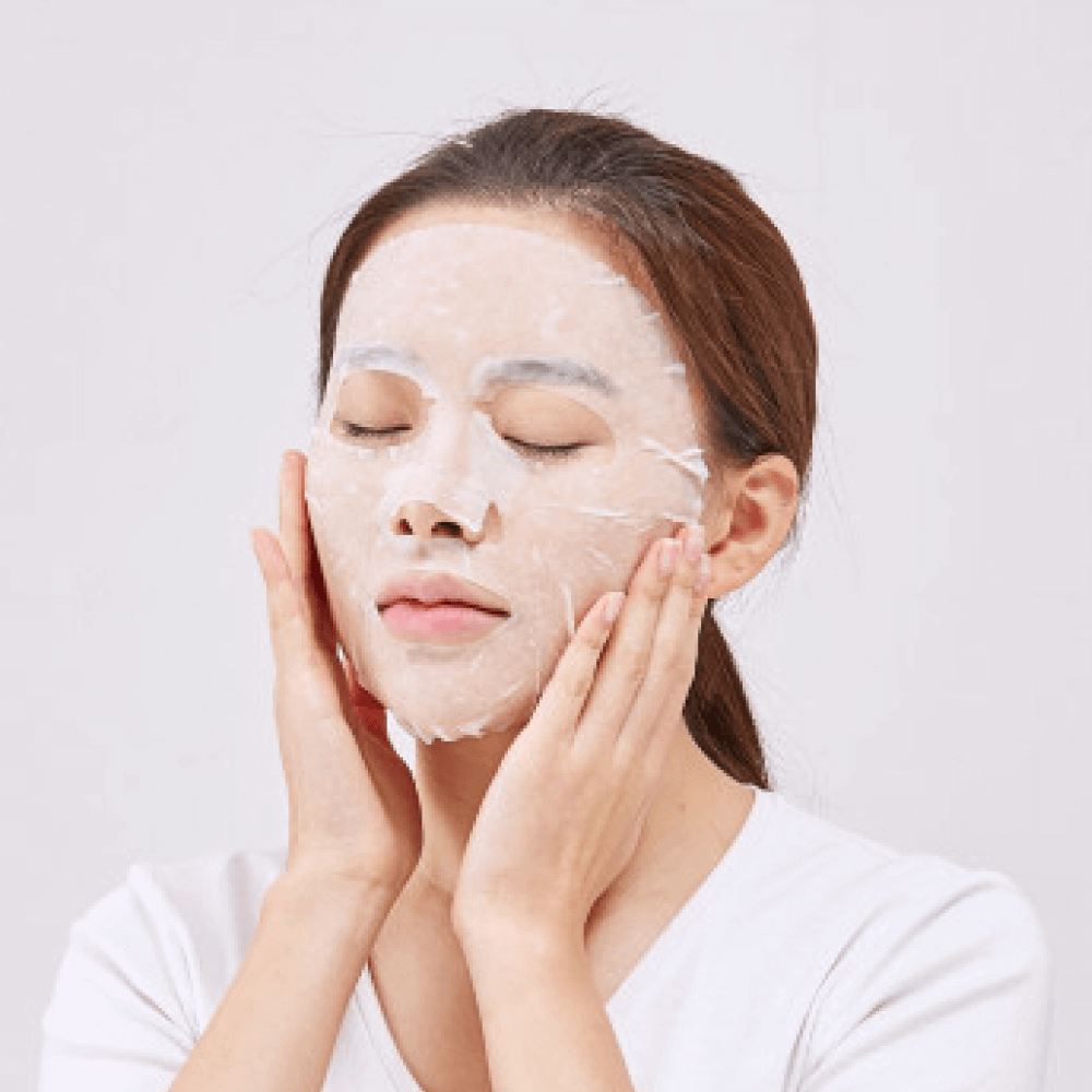 Round Lab Успокаивающая тканевая маска с полынью - Mugwort Calming Sheet Mask, 27мл.