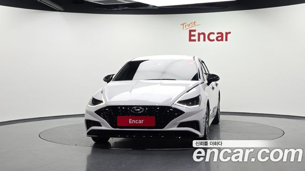 Hyundai Sonata 2.0 — 2022