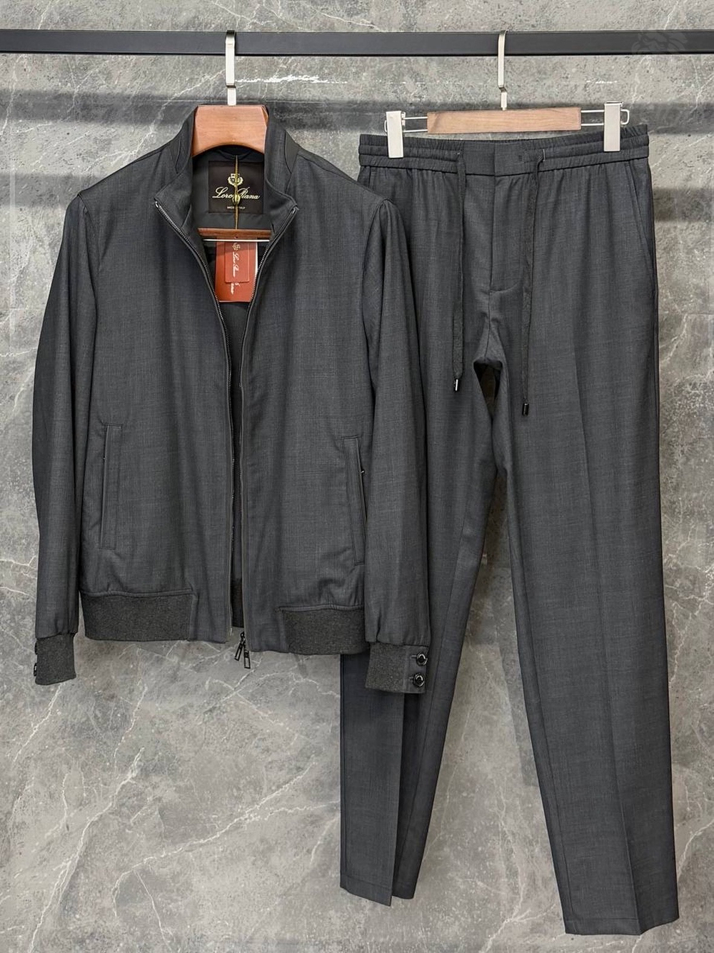 Прогулочный костюм Loro Piana