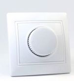 Светорегулятор (Диммер) "UNIVersal" серия "Валери", с/у, 3А, 220В, 500Вт, белый (еврослот)