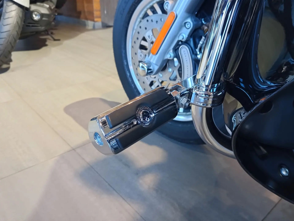 HARLEY-DAVIDSON TRIGLIDE ULTRA 2015