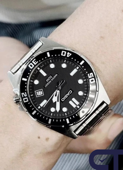 CASIO MTD-135D-1A — мужские часы спортивного стиля