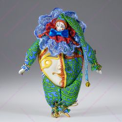 Интерьерная кукла Клоун на маске с кружевным воротником