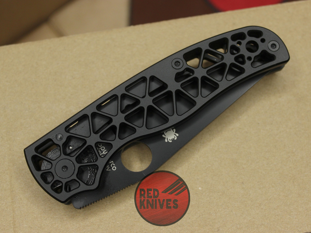 Нож Spyderco Edgerati - черный клинок, рукоять черный алюминий