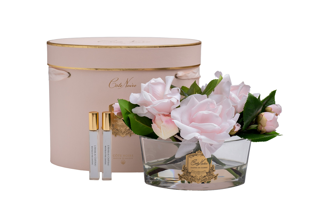 Букет роз ароматизированный и 2 спрея 10мл Cote Noire Oval Pink в вазе Garda Decor