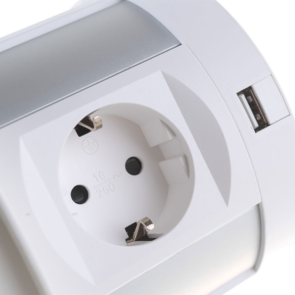 107J_RJ-45_wht_close-up_RGB