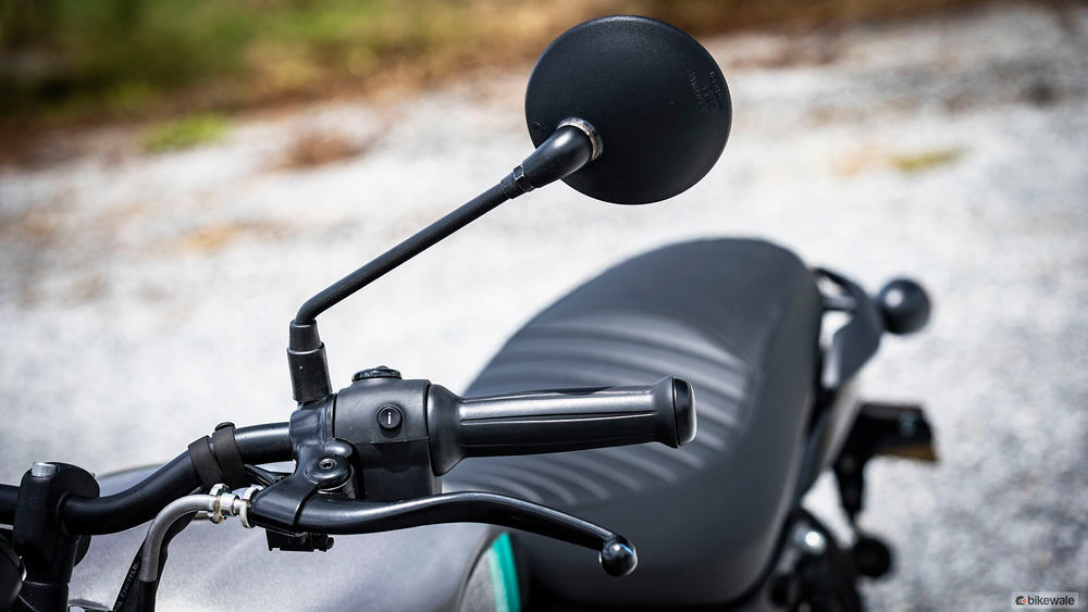 Royal Enfield Hunter 350 Dapper Ash