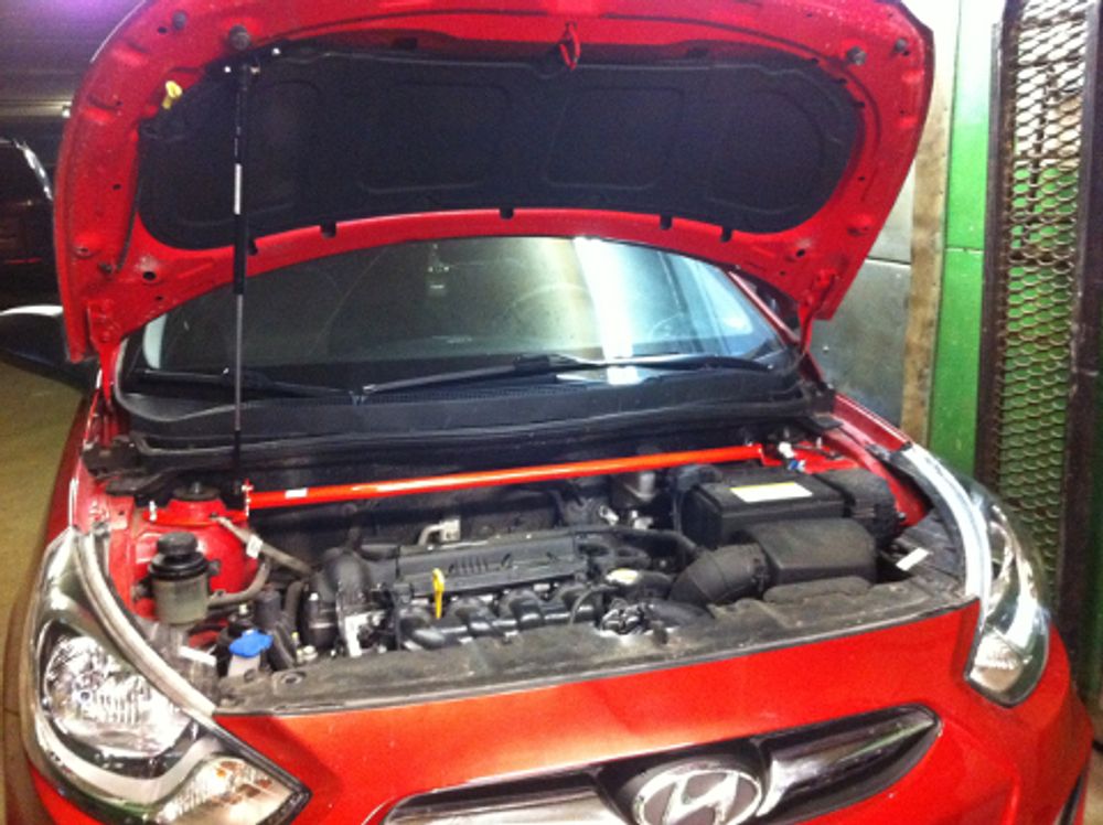 Растяжка передних стоек Kia Rio III (2011-), Hyndai Solaris (2010-) ТехноМастер Растяжка передних стоек Kia Rio III (2011-), Hyndai Solaris (2010-) ТехноМастер