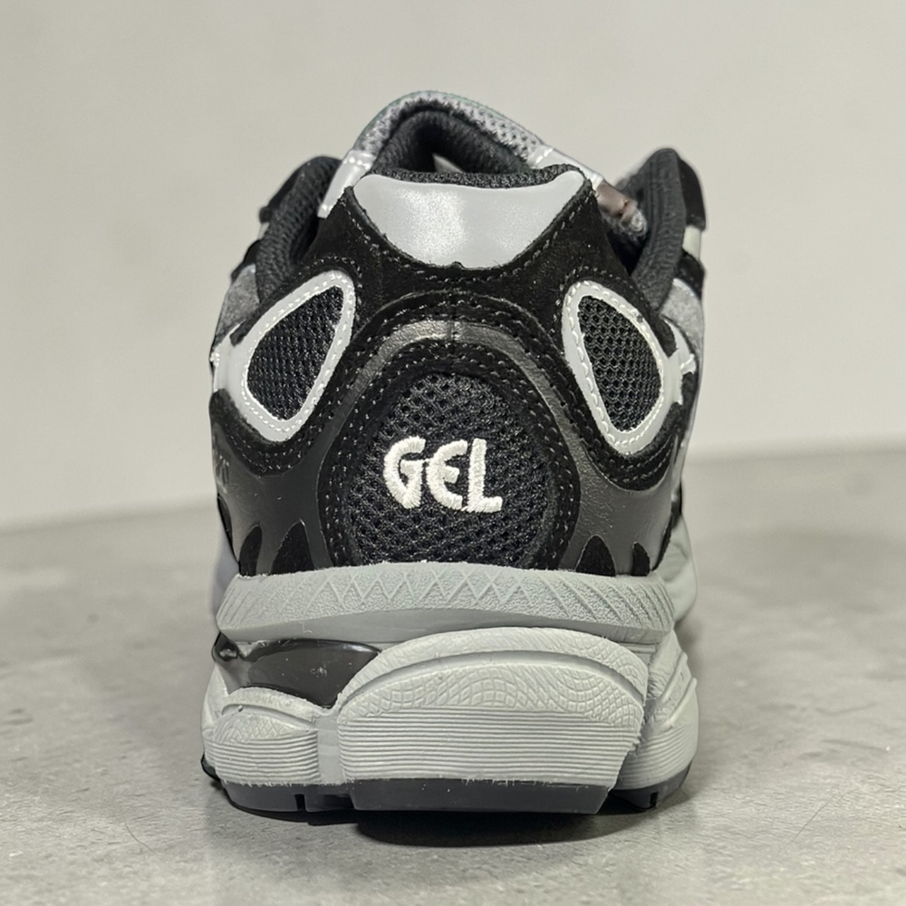 Asics Gel-NYC • Black Graphite Grey