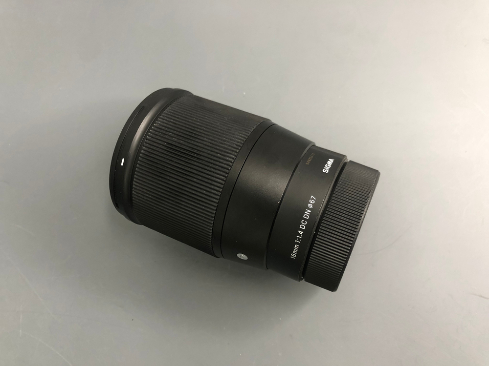 Sigma AF 16mm 1.4 DC DN