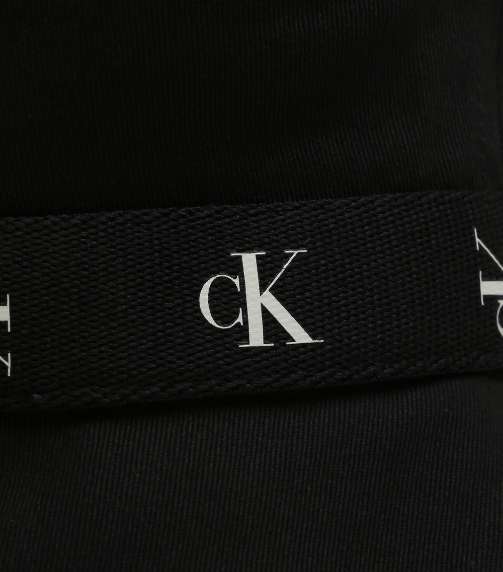 Шляпа ULTRALIGHT CALVIN KLEIN JEANS - черный(K60K610711)