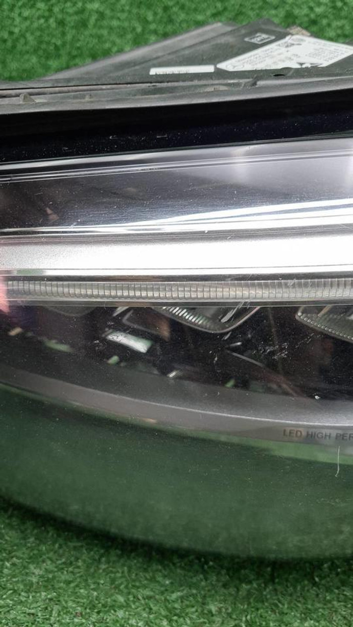 Фара левая Mercedes C w205 (2018-2023) LED