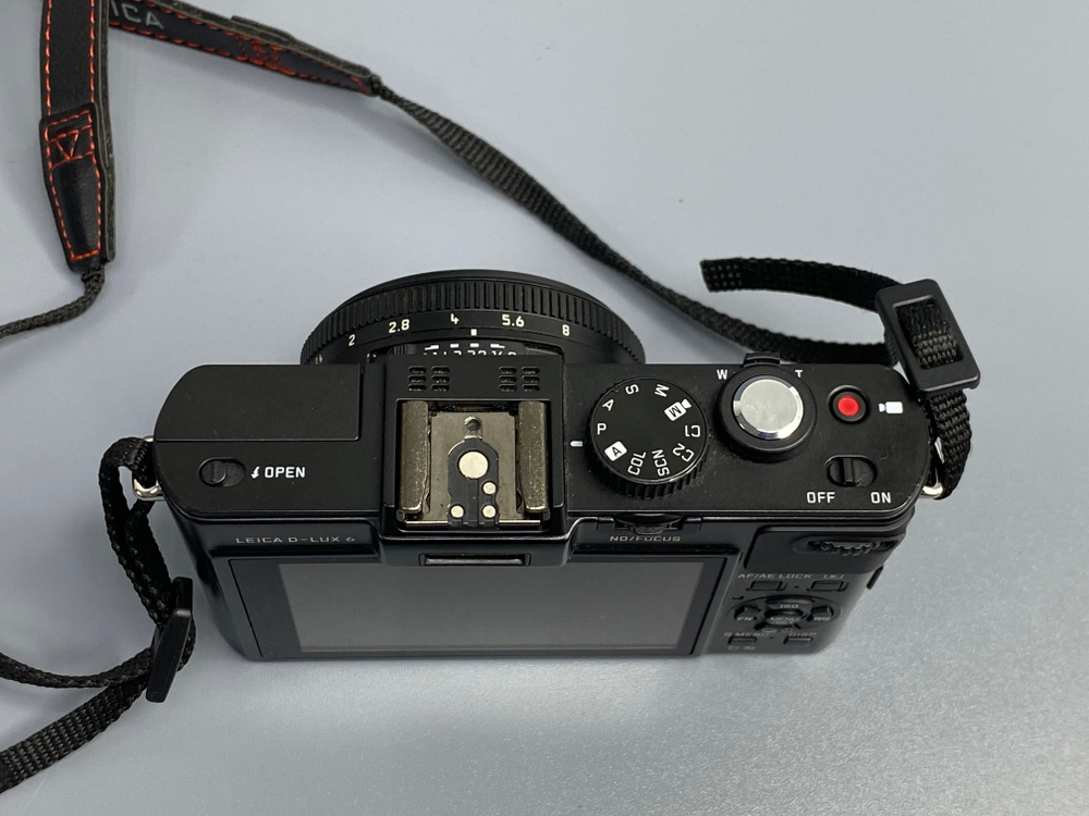 Leica D-Lux 6