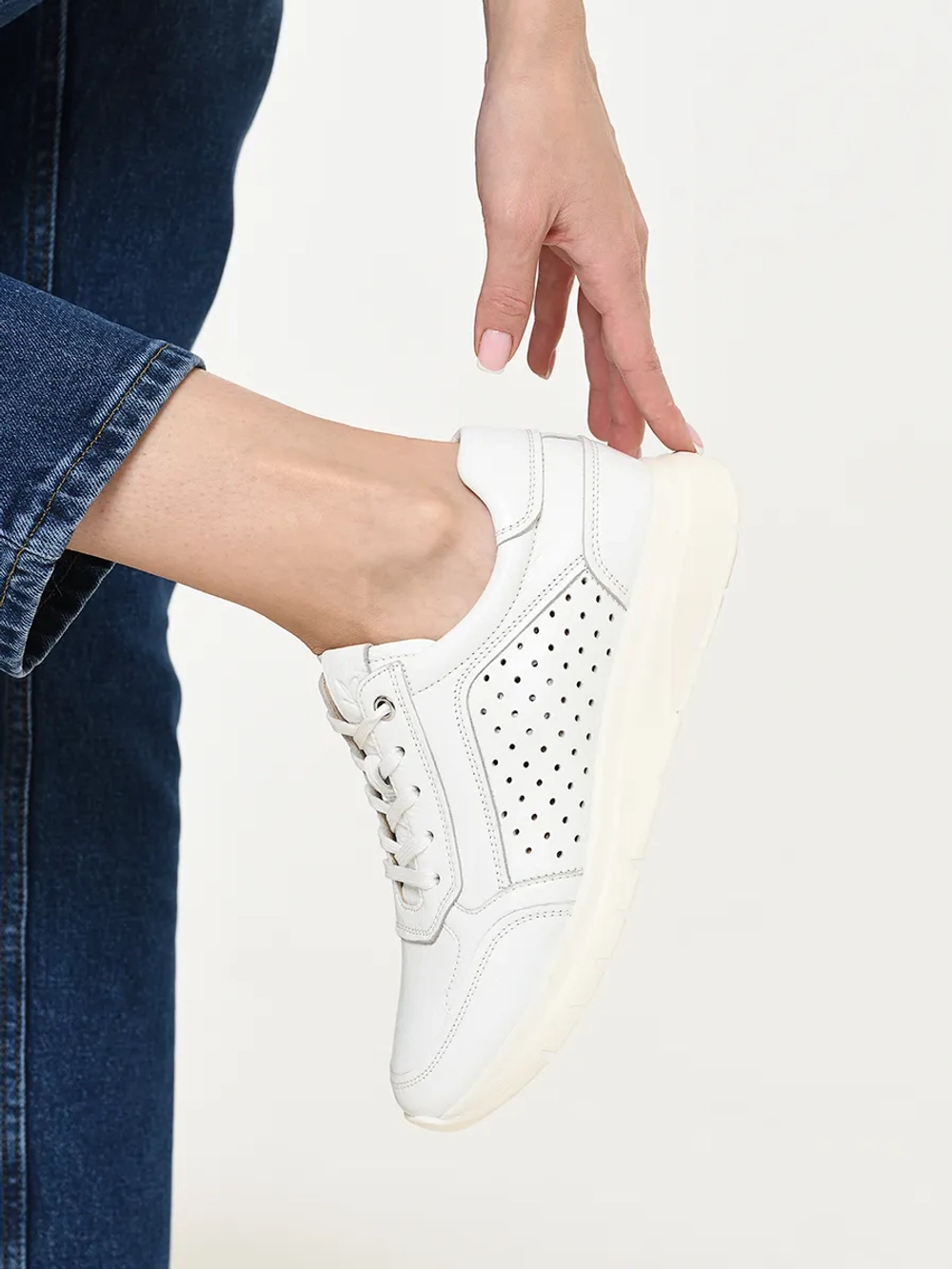Кроссовки из натуральной оленьей кожи