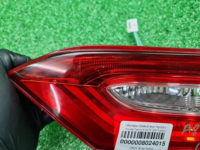 Фонарь правый внут Toyota Camry xv70 17-нв галоген