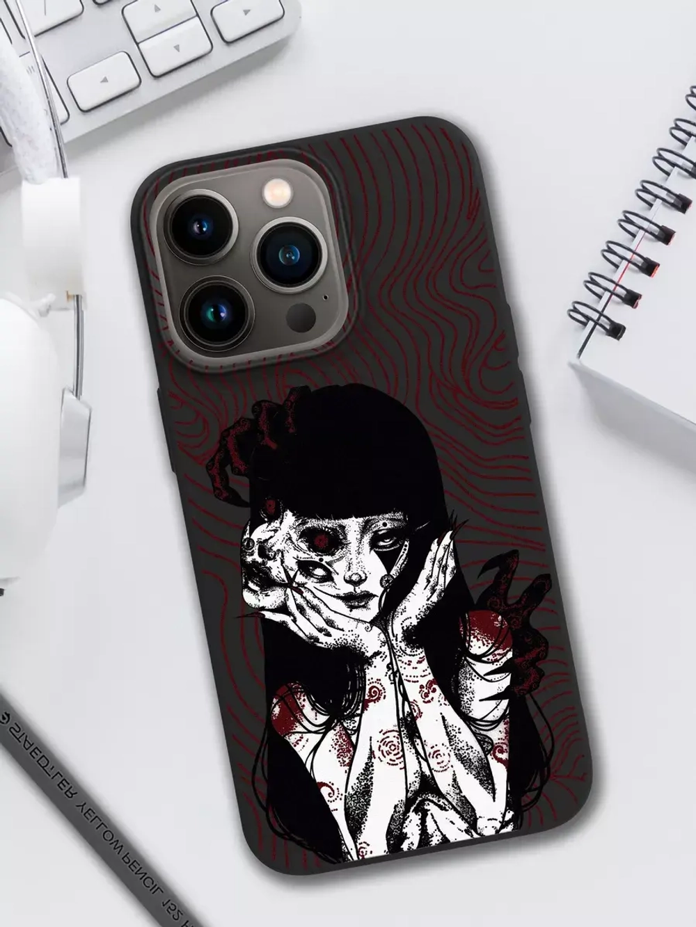 Чехол на iPhone 15 Pro с принтом