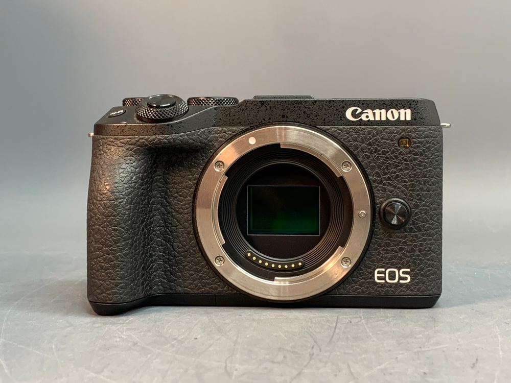 Canon EOS M6 Mark II 8.000 кадров