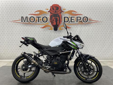 Kawasaki Z400 2021