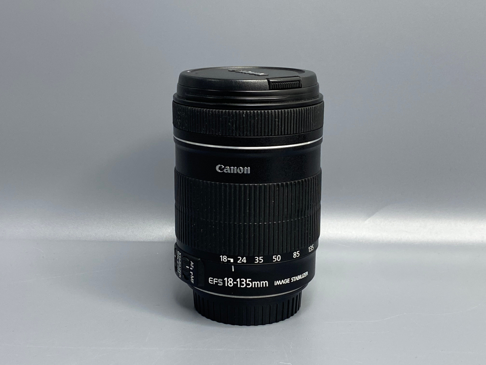 Canon EF-S 18-135mm f/3.5-5.6 IS