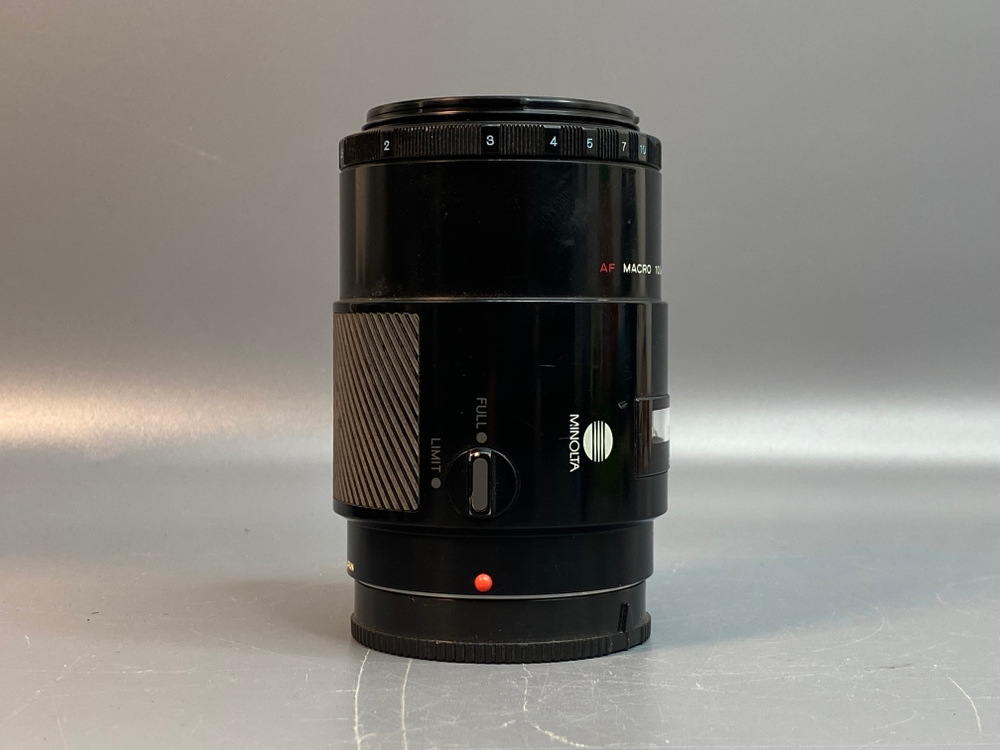 Minolta AF 100mm f/2.8(32) Macro RS