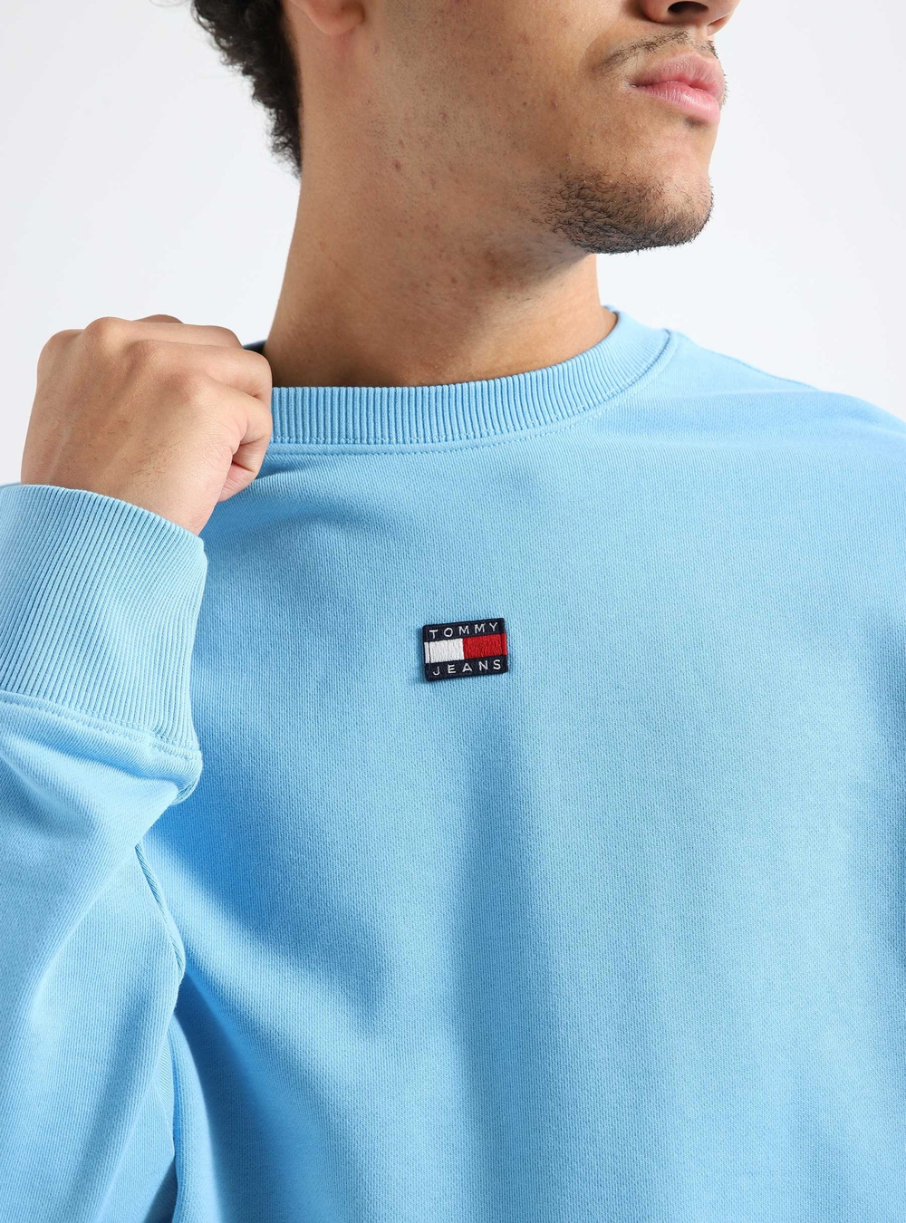 Свитшот мужской TOMMY JEANS RLX XS BADGE CREW
