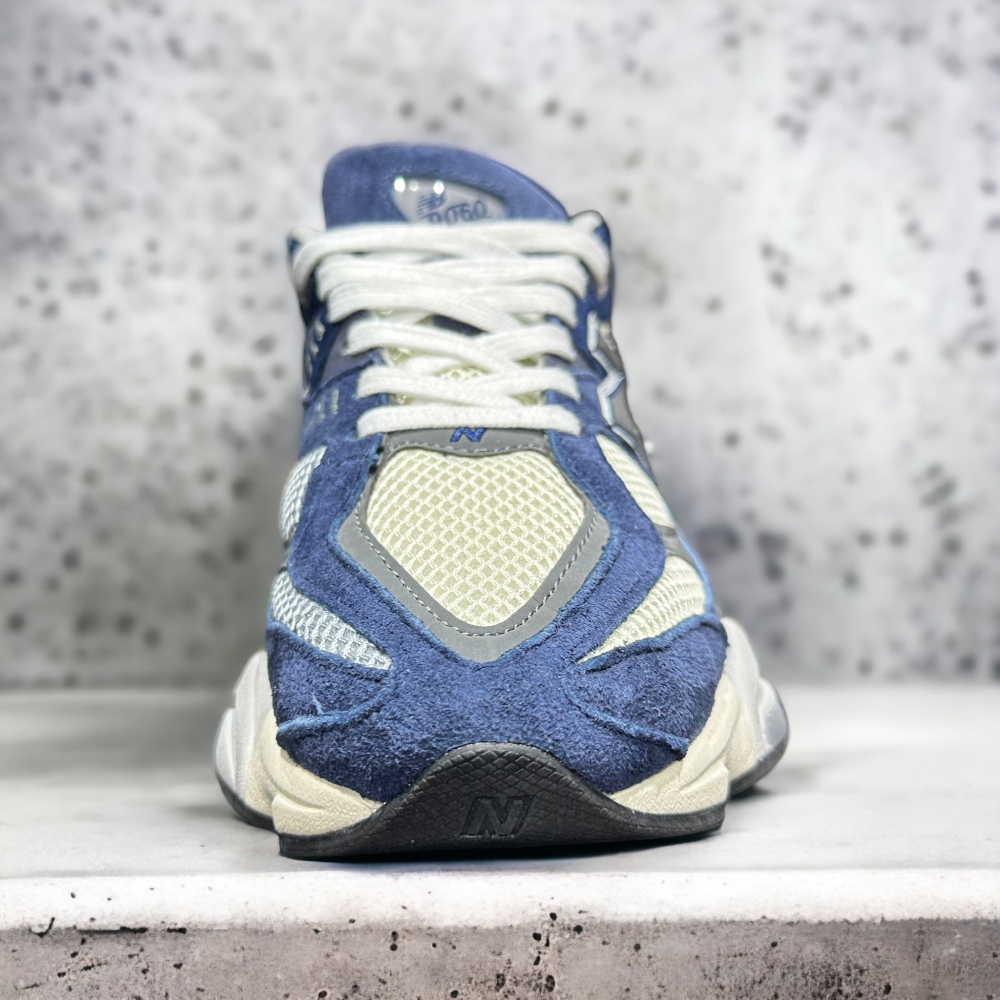 New Balance 9060 • Blue